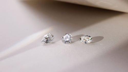 Cover image for Is Moissanite a Good Choice For Engagement Rings?
